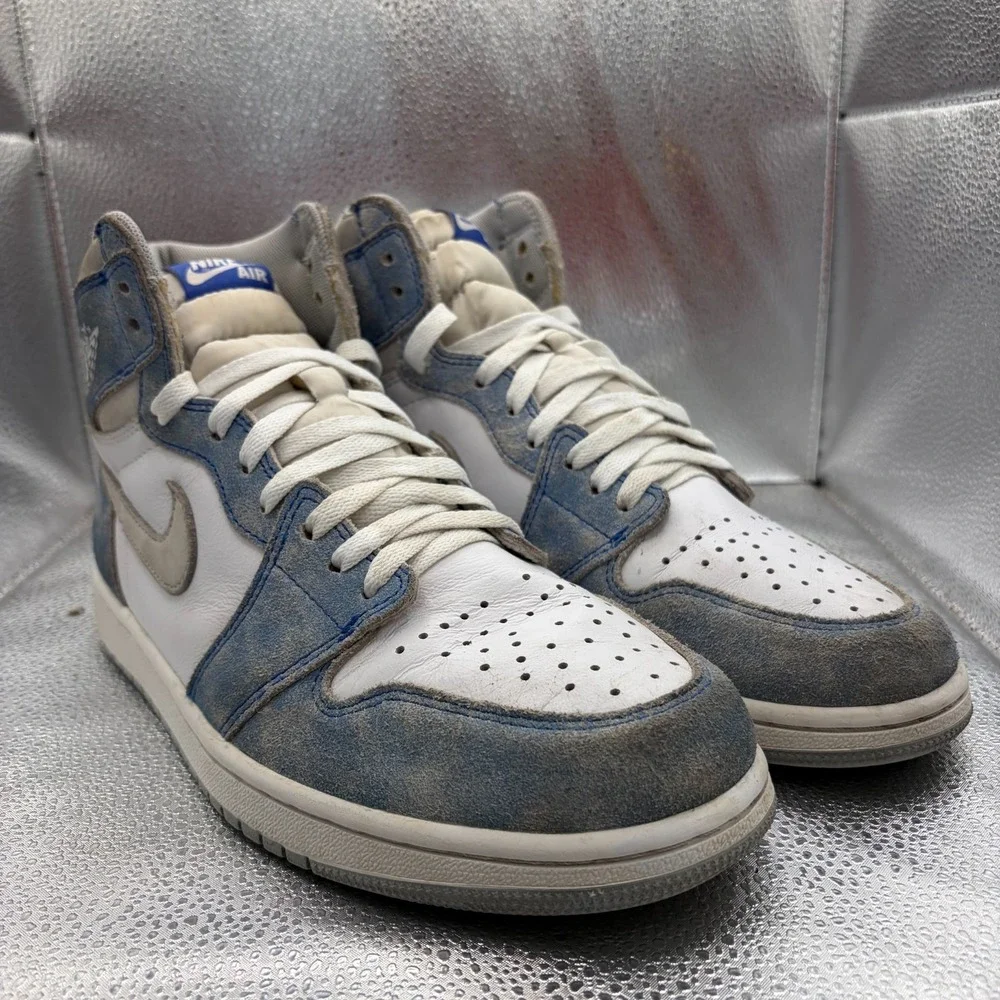Size 9.5 Jordan 1 Retro High Hyper Royal Smoke Gray Mens Sneakers 555088-402
